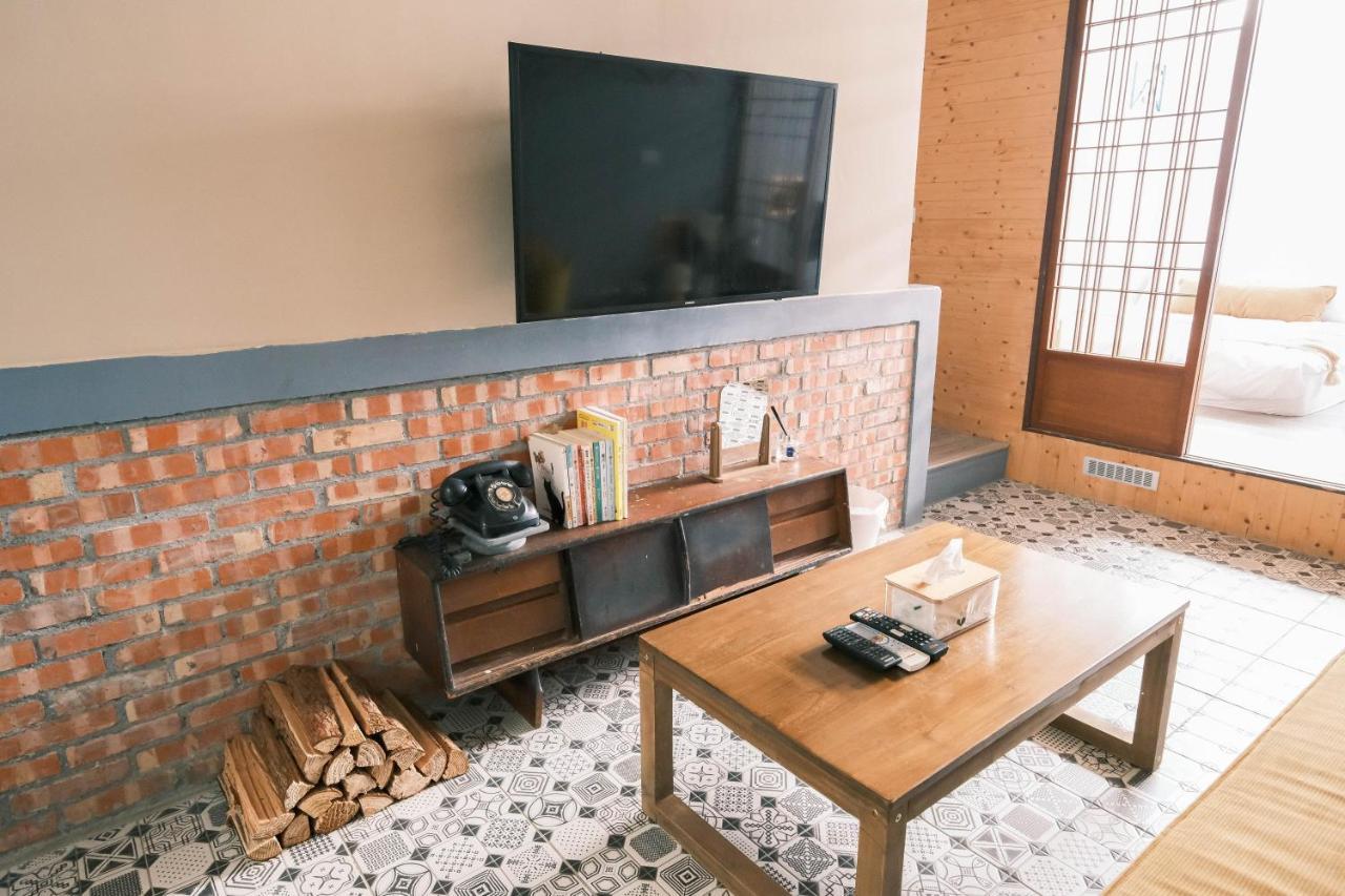 טאינאן South Gate Home Stay מראה חיצוני תמונה
