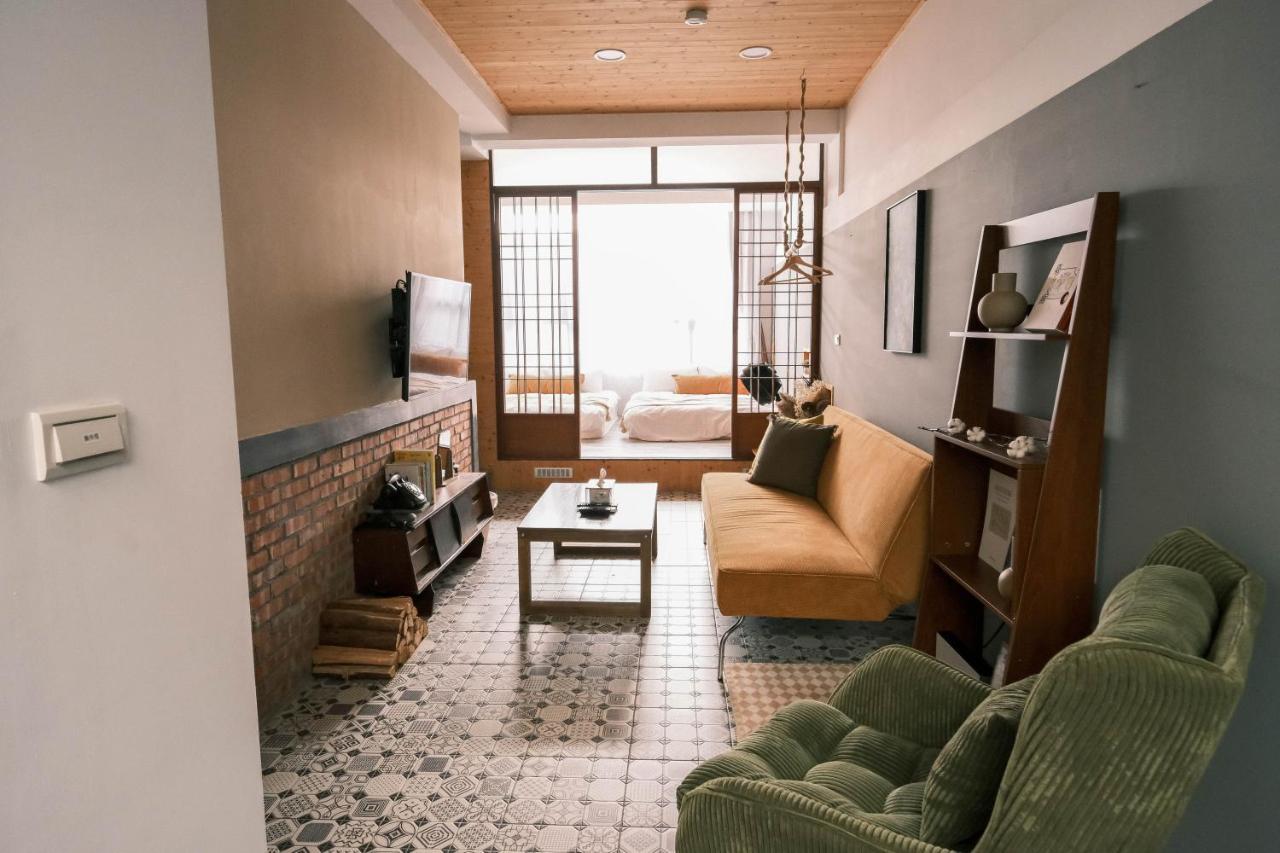 טאינאן South Gate Home Stay מראה חיצוני תמונה
